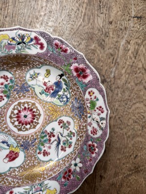 Lot 51 - A pair of fine Chinese export foliate dishes, Qing dynasty, Yongzheng period, circa 1730