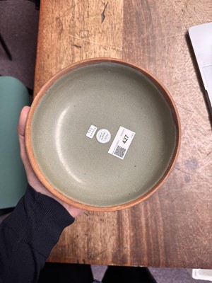 Lot 427 - A LARGE KOREAN INLAID SLIP-DECORATED SANGAM CELADON 'CRANES' BOX AND COVER