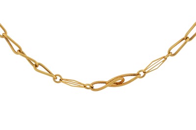 Lot 51 - A fancy-link chain necklace