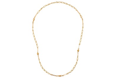Lot 51 - A fancy-link chain necklace