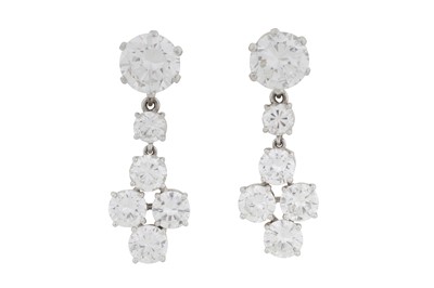 Lot 35 - A pair of diamond pendent earrings