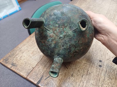Lot 26 - A CHINESE ARCHAIC BRONZE RITUAL FOOD VESSEL, DING