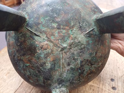 Lot 26 - A CHINESE ARCHAIC BRONZE RITUAL FOOD VESSEL, DING