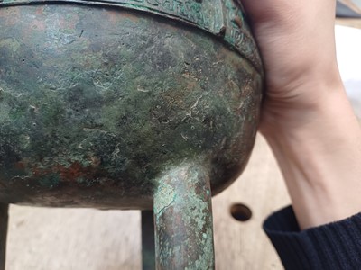 Lot 26 - A CHINESE ARCHAIC BRONZE RITUAL FOOD VESSEL, DING