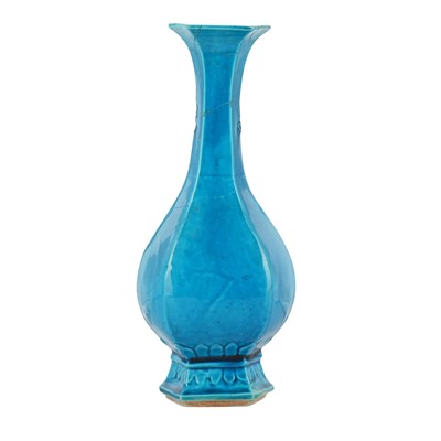 Lot 442 - A Chinese monochrome turquoise-glazed vase, Qing dynasty, 18th century