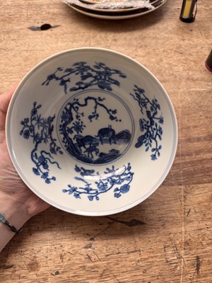 Lot 507 - A Chinese famille-rose yellow-ground sgraffiato 'medallion' bowl, 19th - 20th century