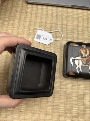 Lot 173 - A FINE CHINESE INLAID ZITAN 'HUREN' BOX AND COVER