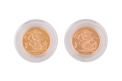 Lot 77 - ELIZABETH II - FULL SOVEREIGN GOLD COINS (X2)