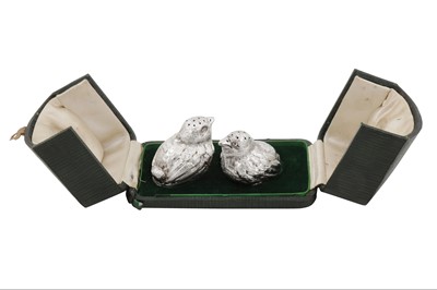 Lot 219 - A CASED PAIR OF EDWARDIAN STERLING SILVER NOVELTY PEPPER POTS, LONDON 1902 BY WILLIAM HORNBY