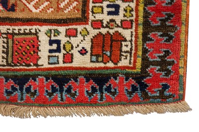 Lot 86 - AN ANTIQUE SERAPI RUNNER, NORTH-WEST PERSIA