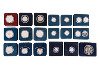 Lot 180 - ELIZABETH II - COLLECTION OF COMMEMORATIVE SILVER COINS