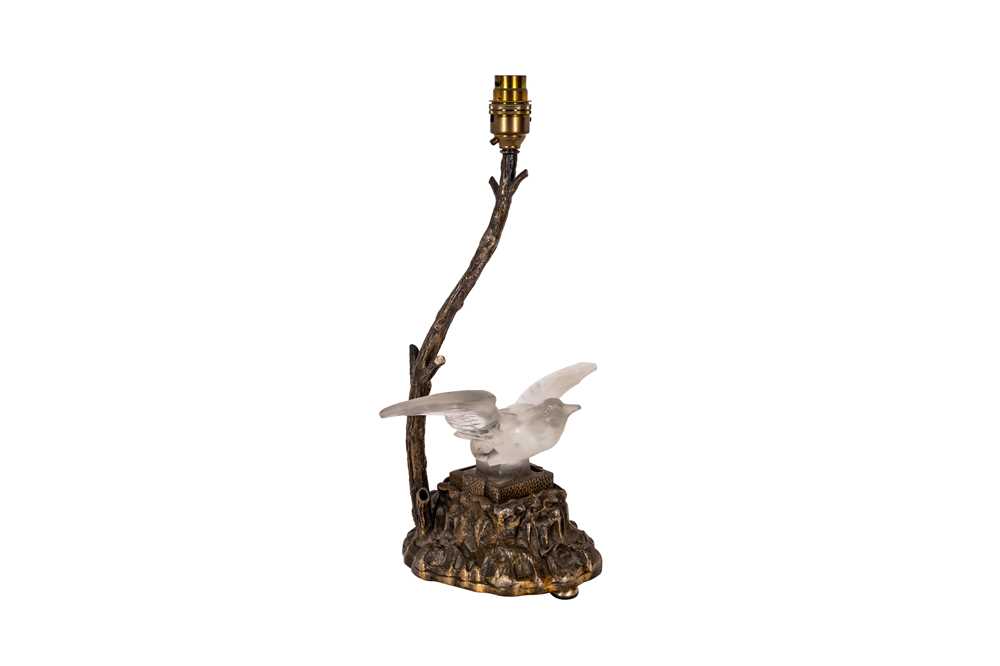 Lot 226 - 'RED ASHAY' GLASS BIRD CAR MASCOT LAMP