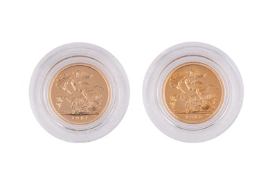 Lot 28 - ELIZABETH II - TWO HALF SOVEREIGN GOLD PROOF COINS