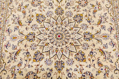 Lot 91 - A FINE KASHAN CARPET, CENTRAL PERSIA