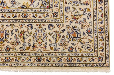 Lot 91 - A FINE KASHAN CARPET, CENTRAL PERSIA