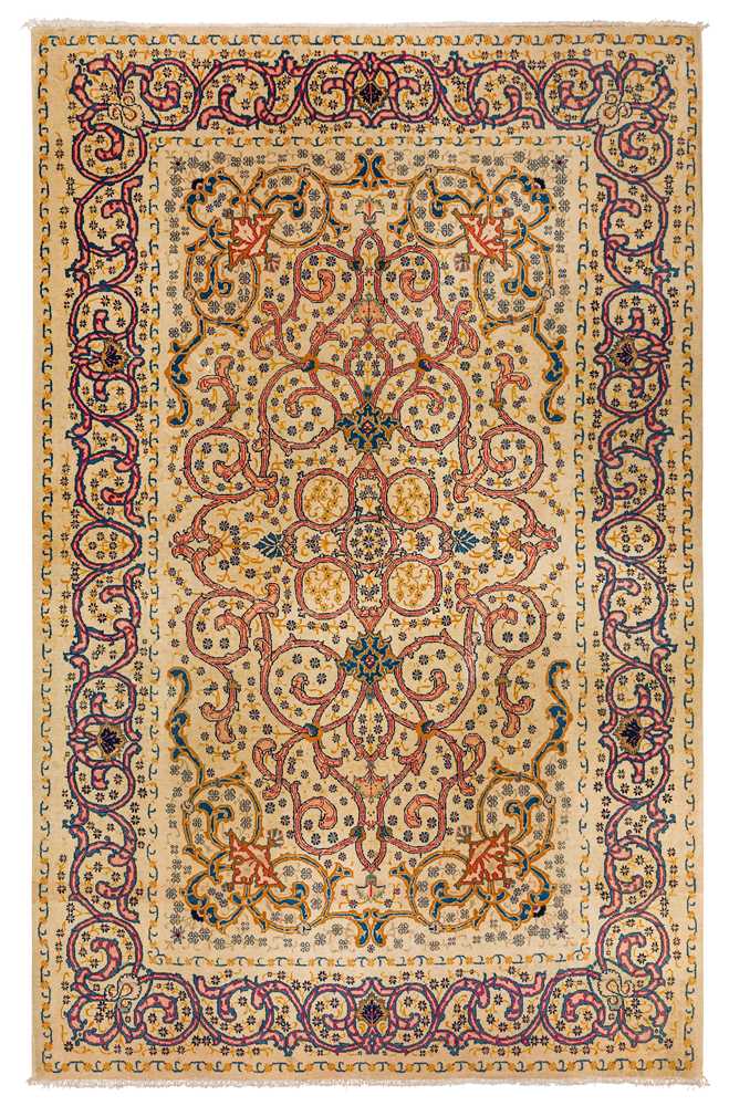 Lot 76 - A FINE KASHAN RUG, CENTRAL PERSIA