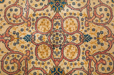 Lot 76 - A FINE KASHAN RUG, CENTRAL PERSIA