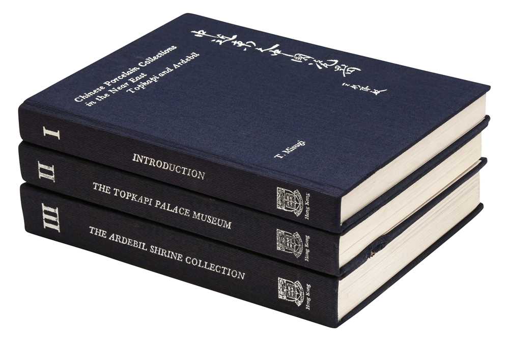 Lot 646 - CHINESE PORCELAIN COLLECTIONS IN THE NEAR EAST, TOPKAPI AND ARDEBIL