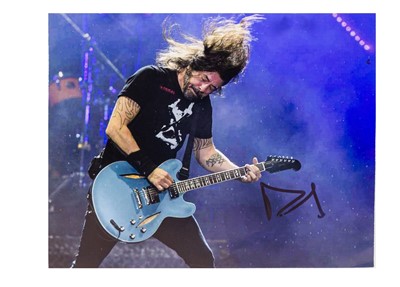 Lot 376 - Grohl (Dave)
