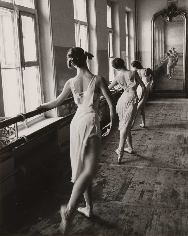 Lot 102 - Cornell Capa (1918-2008)
