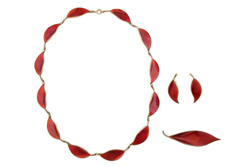 Lot 168 - David Anderson Ι An enamel necklace, earring and brooch suite