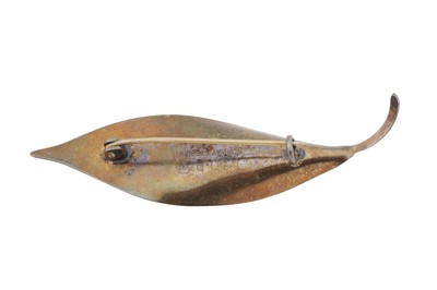 Lot 168 - David Anderson Ι An enamel necklace, earring and brooch suite