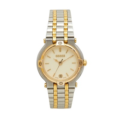 Lot 256 - Gucci Ladies Stainless Steel 9000 Watch
