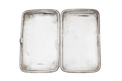 Lot 227 - An early 20th century Japanese silver cigar or cigarillo case, Yokohama dated 1905 retailed by Kuhn and Komor (active circa 1897-1926)
