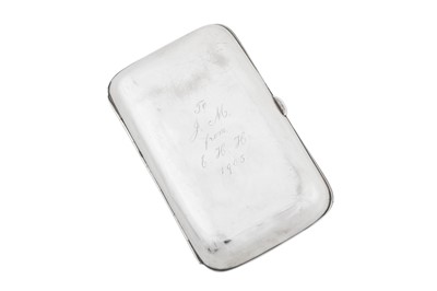 Lot 227 - An early 20th century Japanese silver cigar or cigarillo case, Yokohama dated 1905 retailed by Kuhn and Komor (active circa 1897-1926)