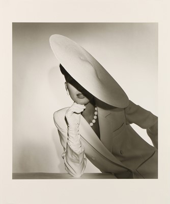 Lot 208 - Horst P. Horst (1906-1999)