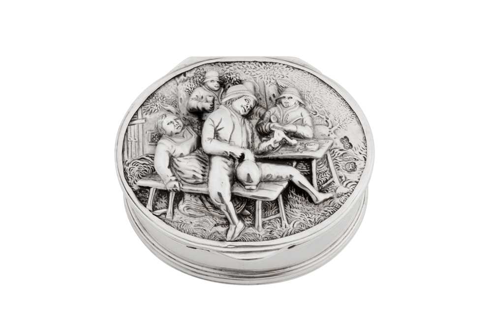 Lot 25 - A George IV sterling silver snuff box, London 1821 by Edward Farrell (reg. 27th April 1813)