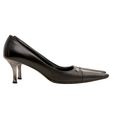Lot 241 - Chanel Black Matalasse Kitten Heeled Pump - Size 41
