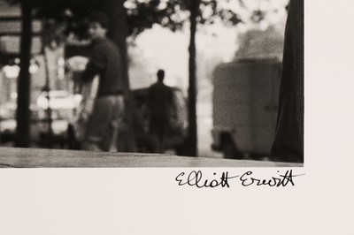 Lot 107 - Elliott Erwitt (b.1928)