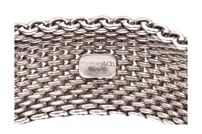 Lot 327 - TIFFANY & CO. | A MESH BANGLE
