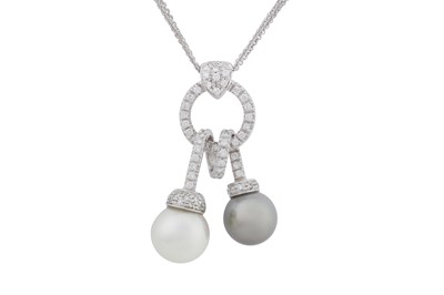 Lot 183 - A pearl and diamond pendant necklace