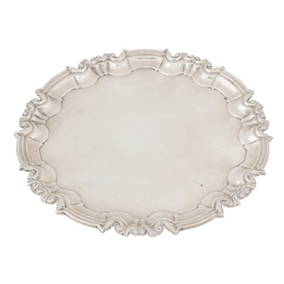 Lot 352 - London 1905 by William Hutton and Sons