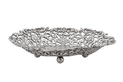 Lot 164 - A late 19th / early 20th century Anglo – Indian silver dish, Cutch, Bhuj circa 1900 by Oomersi Mawji jnr (active 1890-1930)