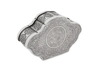 Lot 187 - An early 20th century Ceylonese (Sri Lankan) unmarked silver lime box, Kandy circa 1910