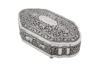 Lot 189 - A mid-20th century Ceylonese (Sri Lankan) silver lime box, Kandy circa 1950