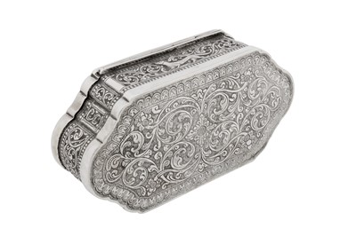 Lot 188 - An early 20th century Ceylonese (Sri Lankan) unmarked silver lime box, Kandy circa 1920
