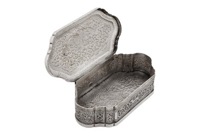 Lot 188 - An early 20th century Ceylonese (Sri Lankan) unmarked silver lime box, Kandy circa 1920