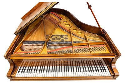 Lot 34 - A Steinway & Sons 'Model O' rosewood baby grand piano, circa 1902