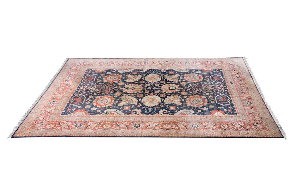 Lot 189 - A fine Ziegler design carpet