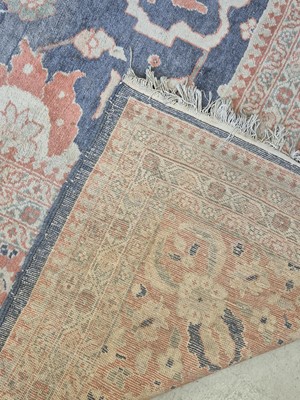 Lot 189 - A fine Ziegler design carpet