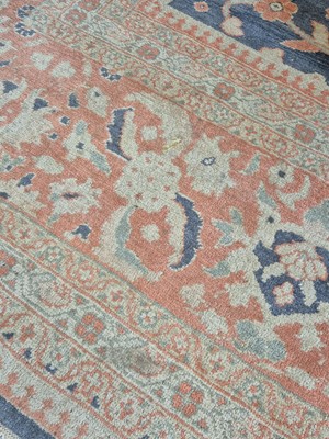 Lot 189 - A fine Ziegler design carpet