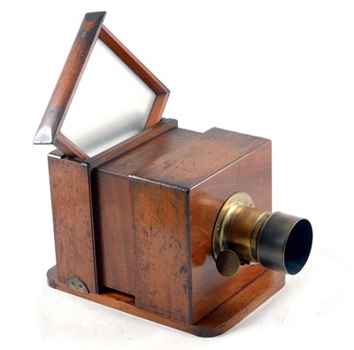 Lot 177 - An English Sliding Box Wet Plate Camera c.1860s.