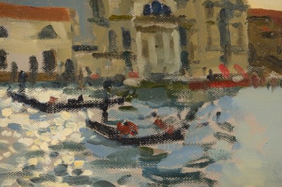 Lot 12 - Ken Howard O.B.E. R.A. (British, 1932-2022)