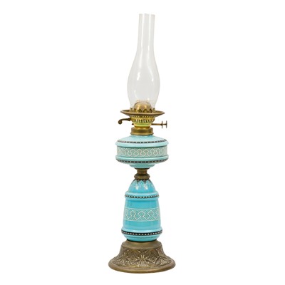 Lot 254 - A Victorian opaque glass oil lamp