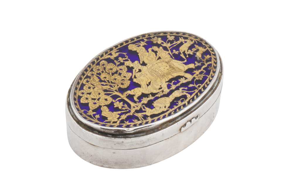 Lot 86 - A late 19th century Indian Theva work inset unmarked silver snuff box, Rajasthan, Partabgarh circa 1870