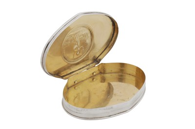 Lot 18 - A George II unmarked silver snuff box, circa 1730